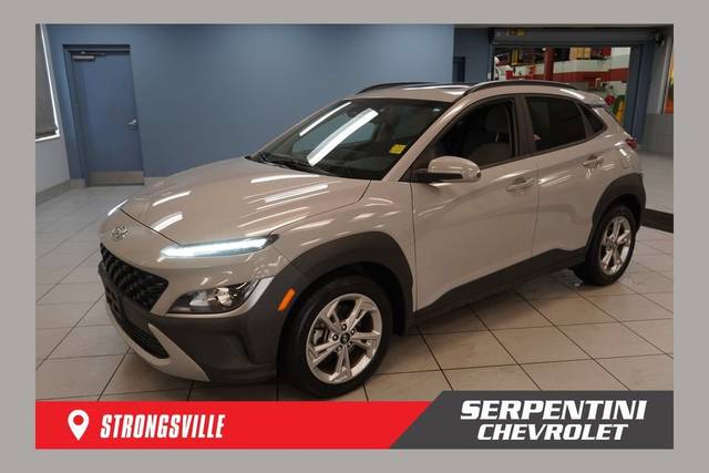2022 Hyundai Kona SEL AWD photo