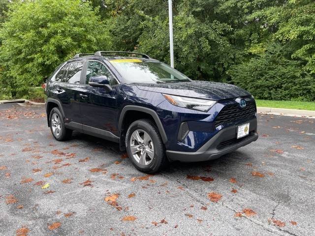 2022 Toyota RAV4 Hybrid XLE AWD photo