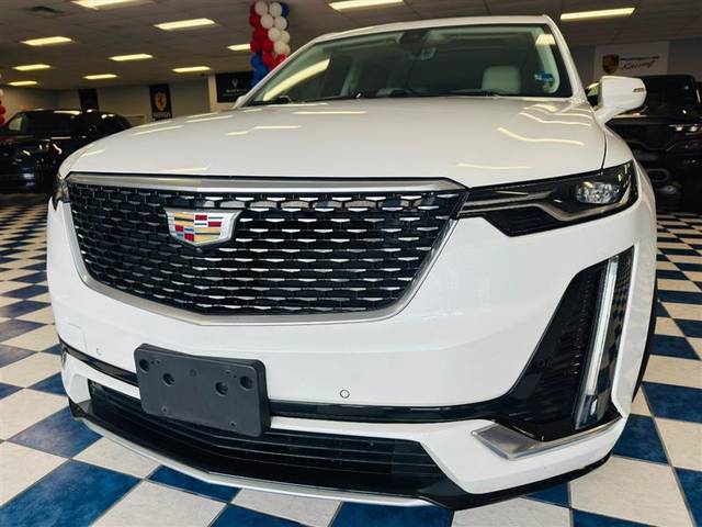 2022 Cadillac XT6 Premium Luxury AWD photo