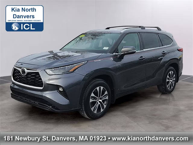 2022 Toyota Highlander XLE AWD photo