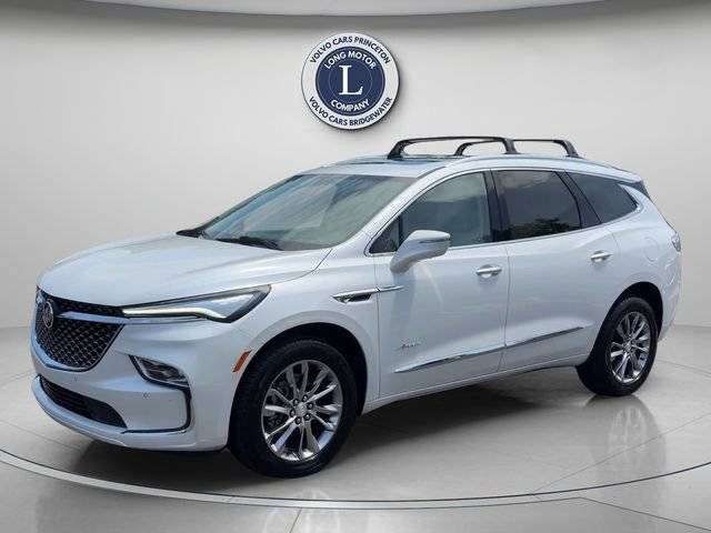 2022 Buick Enclave Avenir AWD photo