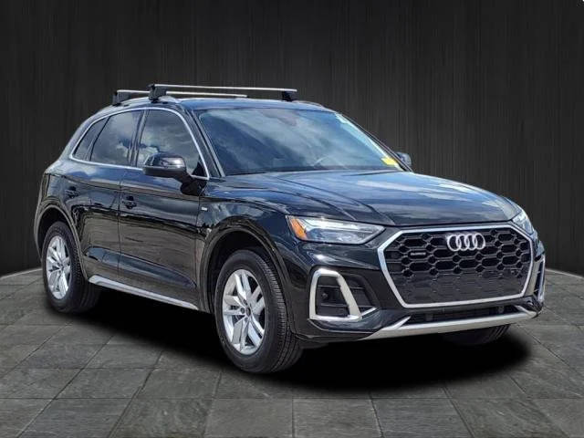 2022 Audi Q5 S line Premium AWD photo