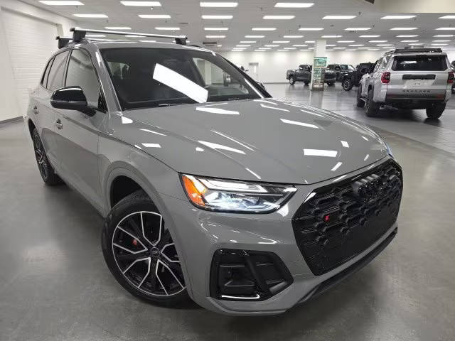 2022 Audi SQ5 Premium Plus AWD photo