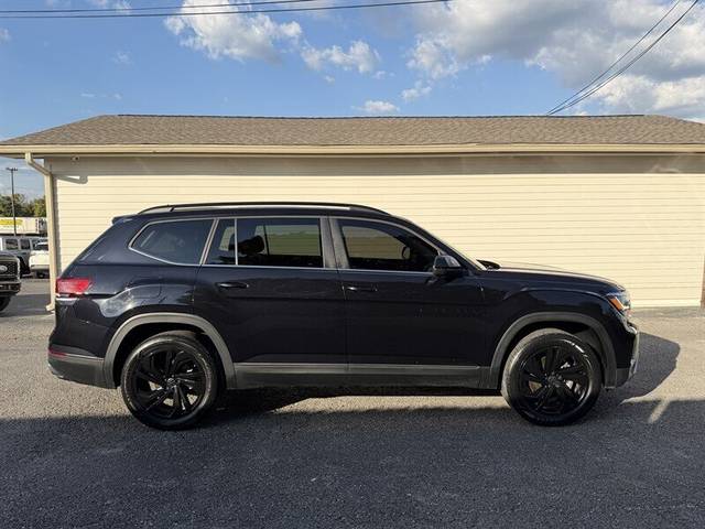 2022 Volkswagen Atlas 3.6L V6 SE w/Technology FWD photo