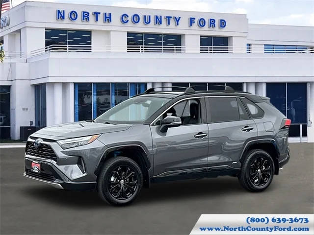 2022 Toyota RAV4 Hybrid XSE AWD photo