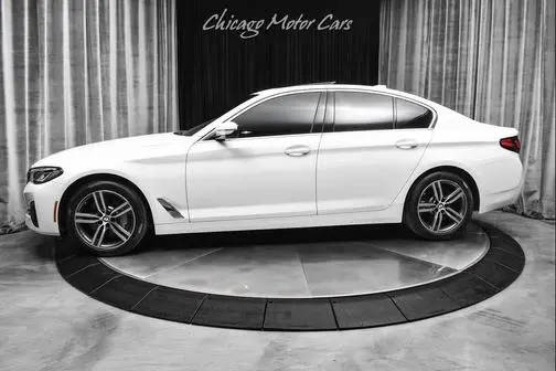 2022 BMW 5 Series 530i xDrive AWD photo