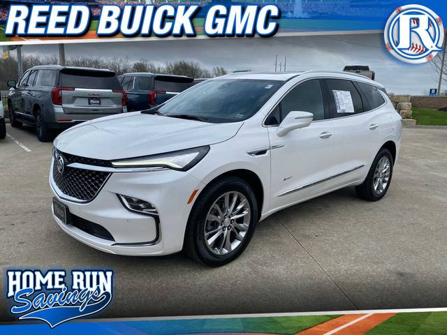 2022 Buick Enclave Avenir AWD photo