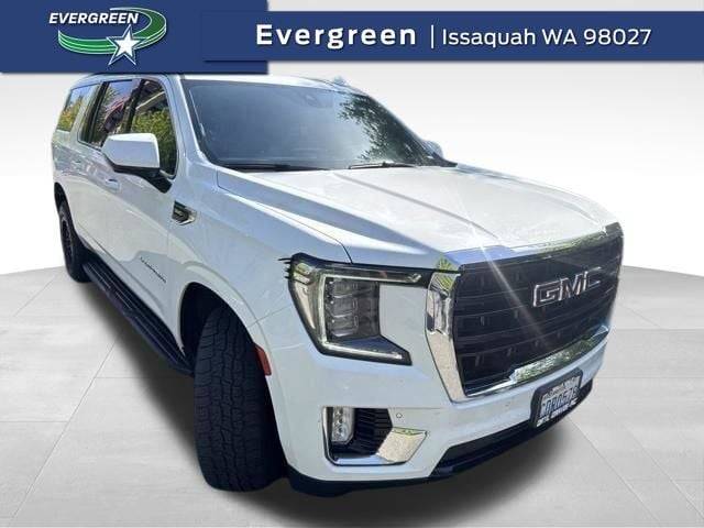 2022 GMC Yukon XL SLE 4WD photo