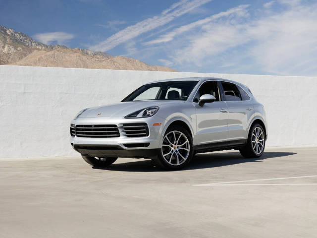 2023 Porsche Cayenne  AWD photo