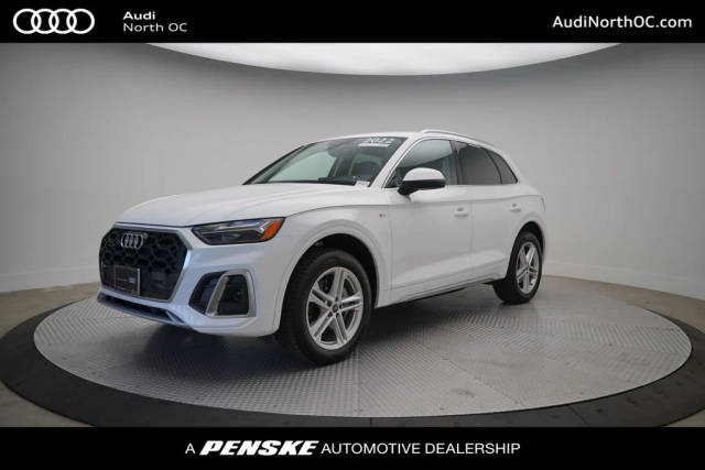 2022 Audi Q5 S line Premium AWD photo