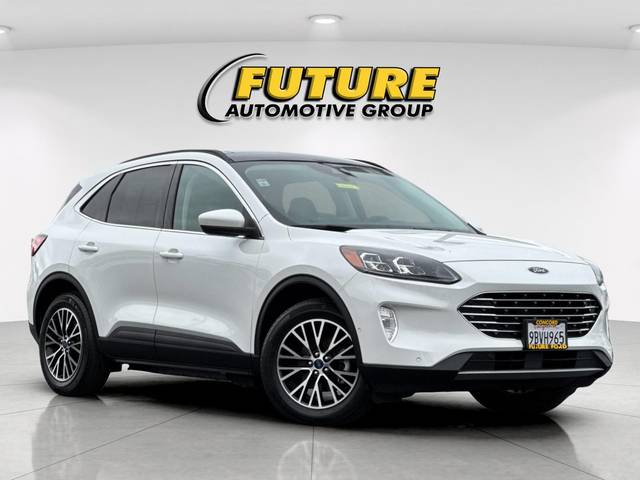 2022 Ford Escape Titanium Plug-In Hybrid FWD photo