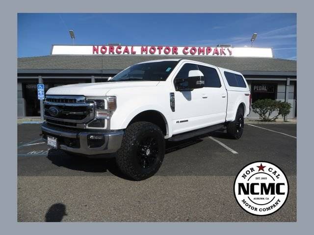 2021 Ford  LARIAT 4WD photo