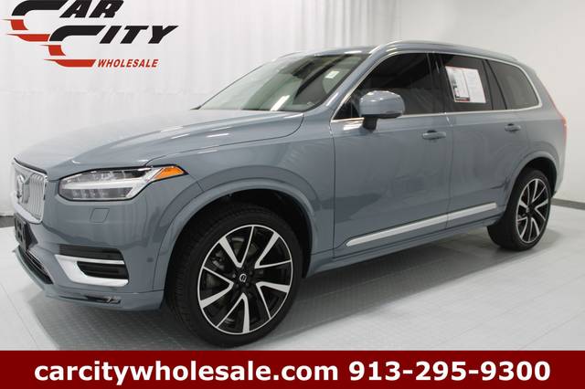 2023 Volvo XC90 Plus AWD photo