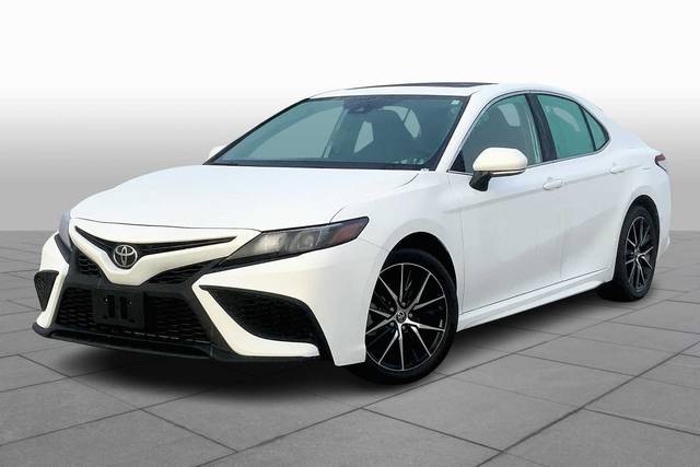 2022 Toyota Camry SE FWD photo