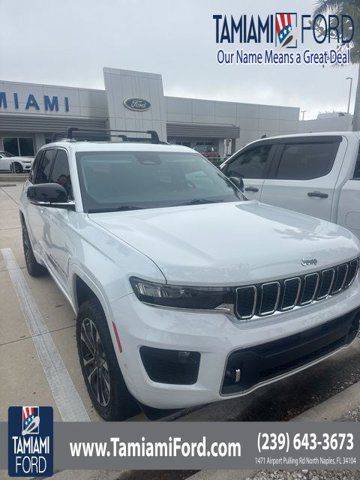 2022 Jeep Grand Cherokee Overland 4WD photo