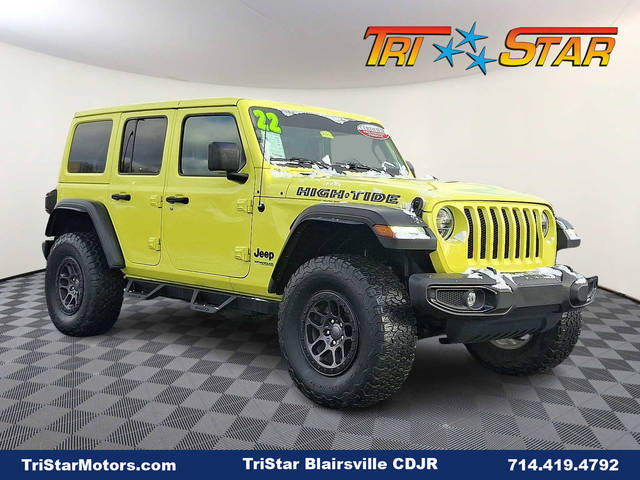 2022 Jeep Wrangler Unlimited Unlimited High Tide 4WD photo