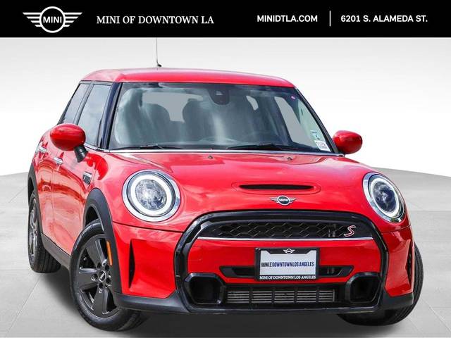 2023 MINI Hardtop 4 Door Cooper S Classic FWD photo