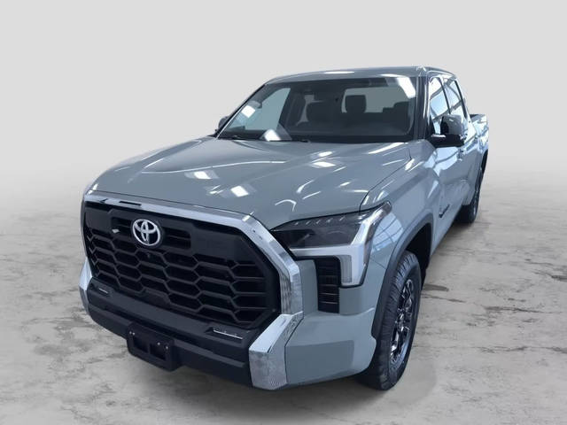 2022 Toyota Tundra SR5 4WD photo