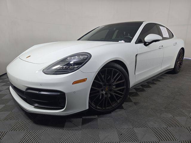 2022 Porsche Panamera 4 Platinum Edition AWD photo