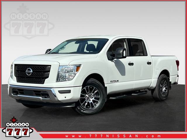 2022 Nissan Titan SV RWD photo