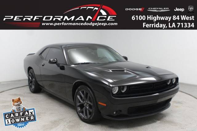 2022 Dodge Challenger SXT RWD photo