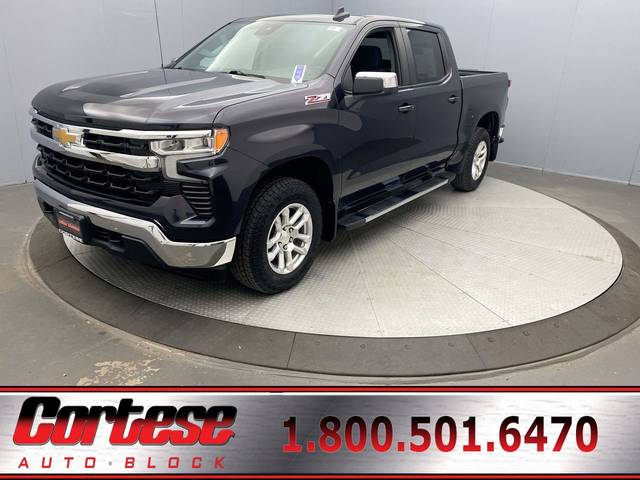 2022 Chevrolet Silverado 1500 LT 4WD photo