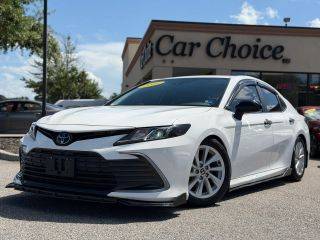 2022 Toyota Camry LE FWD photo