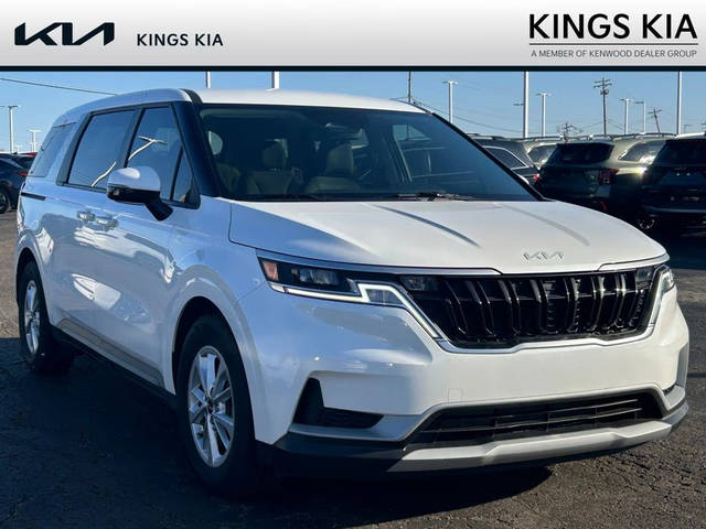 2023 Kia Carnival LX FWD photo