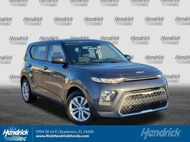 2022 Kia Soul LX FWD photo