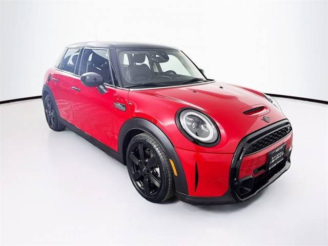 2023 MINI Hardtop 4 Door Cooper S FWD photo