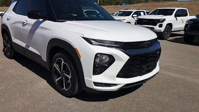 2022 Chevrolet TrailBlazer RS FWD photo
