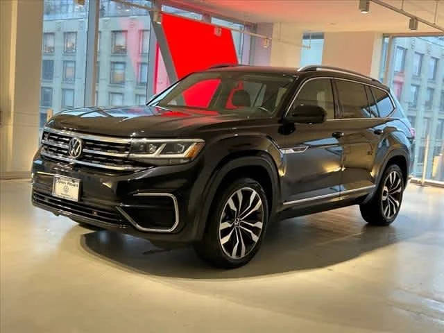 2022 Volkswagen Atlas 3.6L V6 SEL Premium R-Line AWD photo