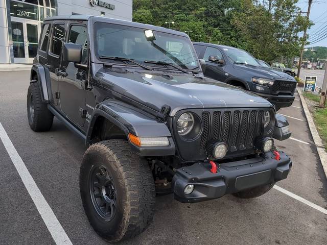 2022 Jeep Wrangler Unlimited Unlimited Sahara 4WD photo
