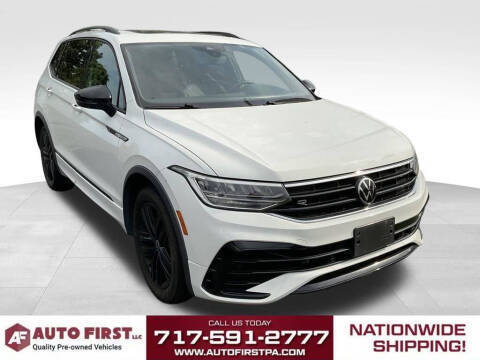 2022 Volkswagen Tiguan SE R-Line Black FWD photo