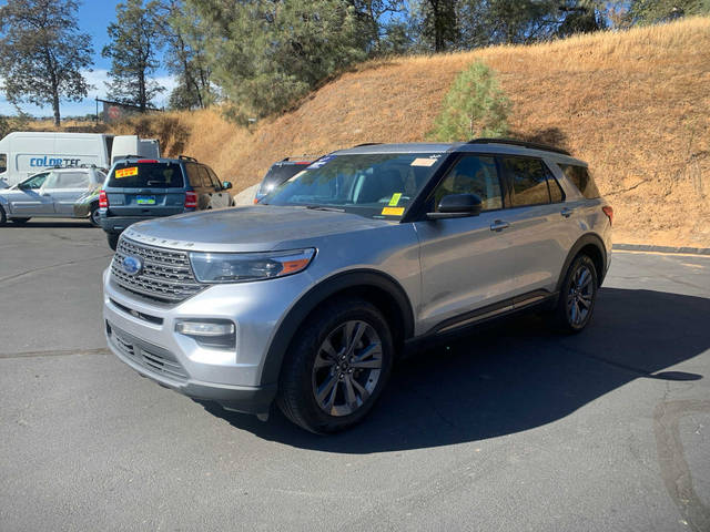 2022 Ford Explorer XLT 4WD photo