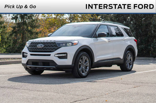 2022 Ford Explorer XLT 4WD photo