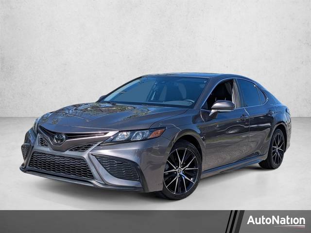 2022 Toyota Camry SE FWD photo