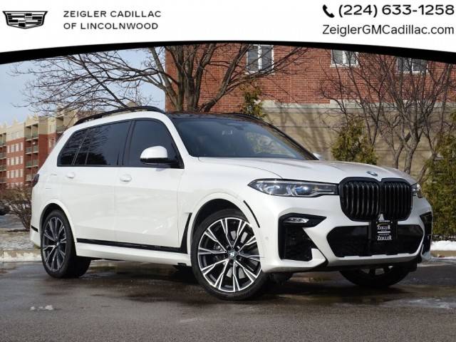 2022 BMW X7 M50i AWD photo