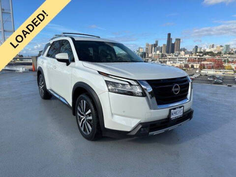 2022 Nissan Pathfinder Platinum 4WD photo