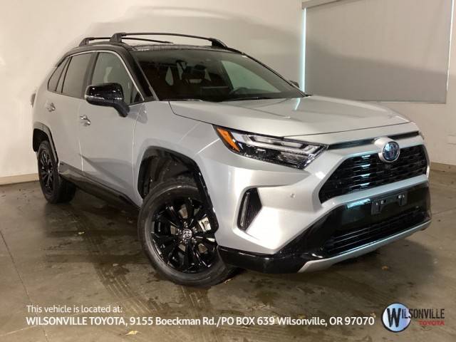 2022 Toyota RAV4 Hybrid XSE AWD photo