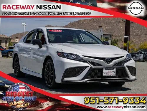2022 Toyota Camry XSE FWD photo