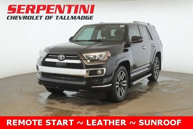 2020 Toyota 4Runner SR5 4WD photo