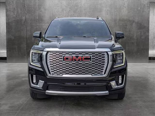 2022 GMC Yukon Denali RWD photo