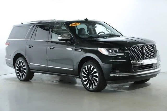 2022 Lincoln Navigator L Black Label 4WD photo