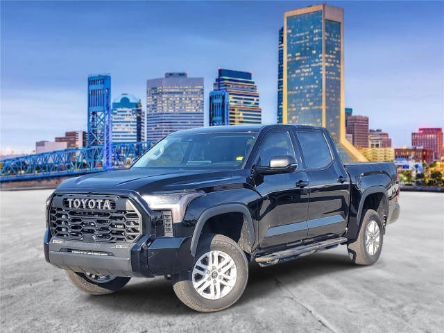 2022 Toyota Tundra SR5 4WD photo