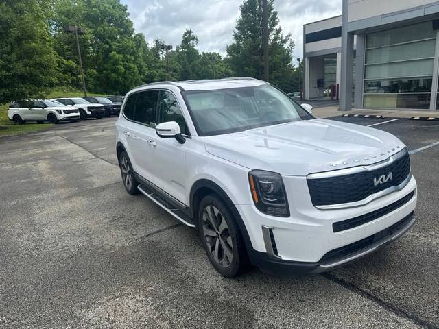 2022 Kia Telluride S AWD photo