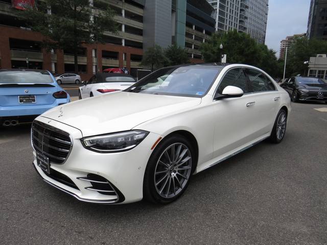 2022 Mercedes-Benz S-Class S 500 AWD photo