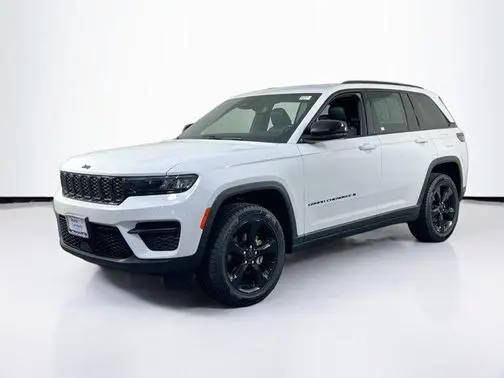 2022 Jeep Grand Cherokee Altitude 4WD photo
