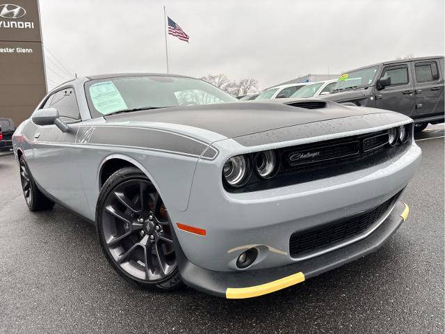 2022 Dodge Challenger R/T RWD photo