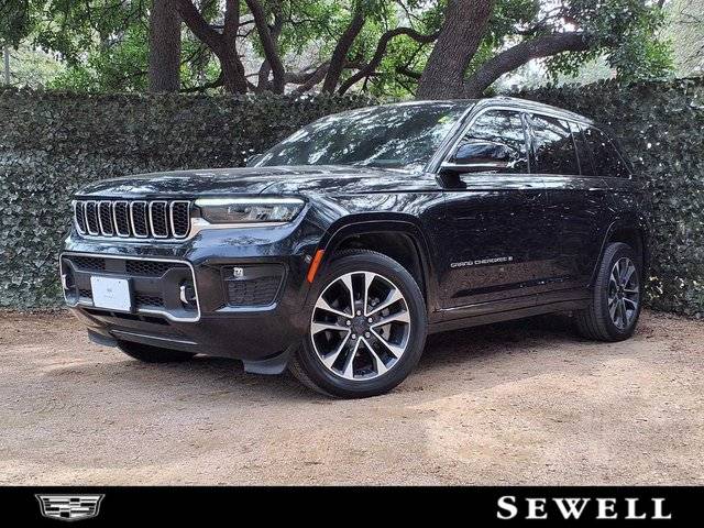 2022 Jeep Grand Cherokee Overland 4WD photo